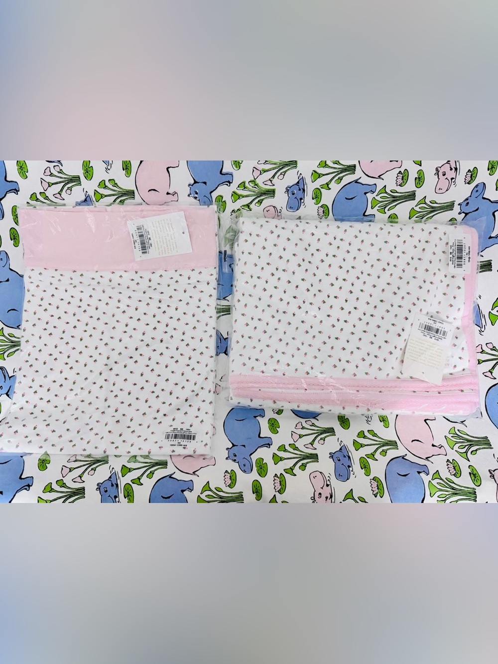 The Beaufort Bonnet Company Rosebud throw and pillow case set